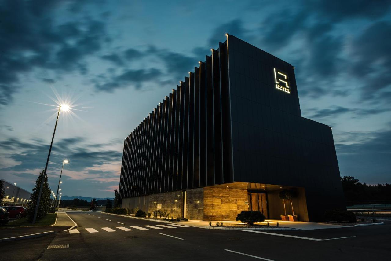 Hotel A Celje Buitenkant foto