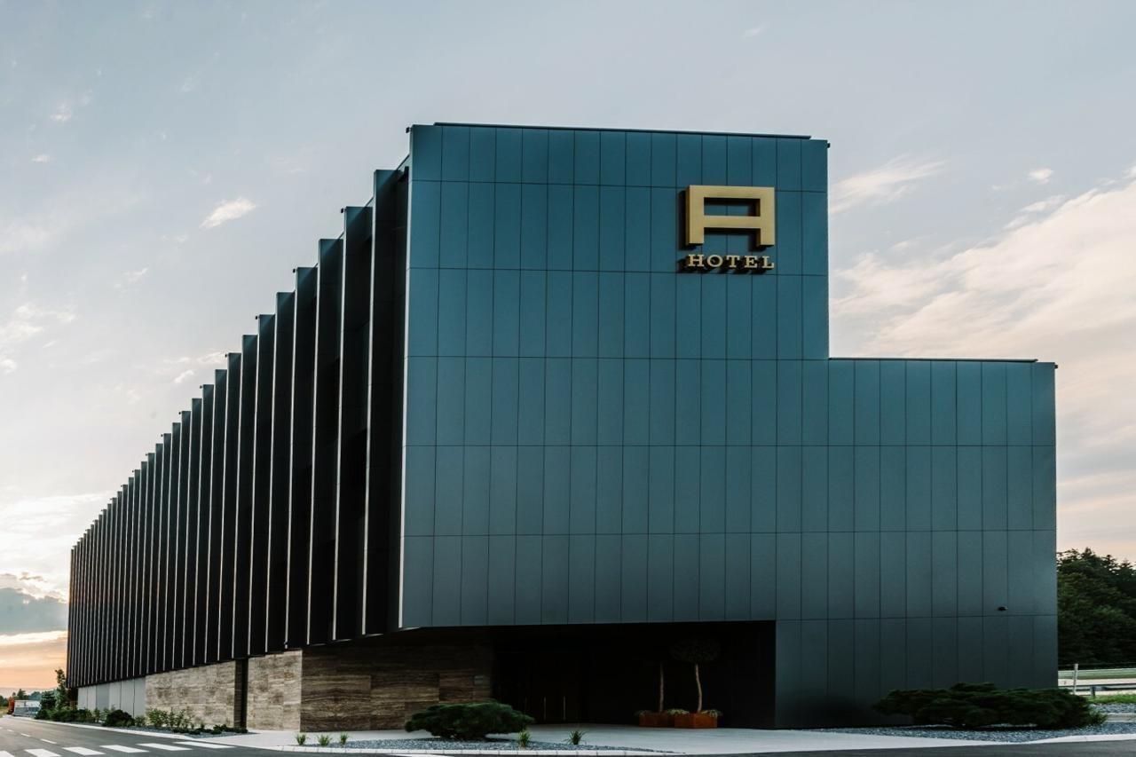 Hotel A Celje Buitenkant foto